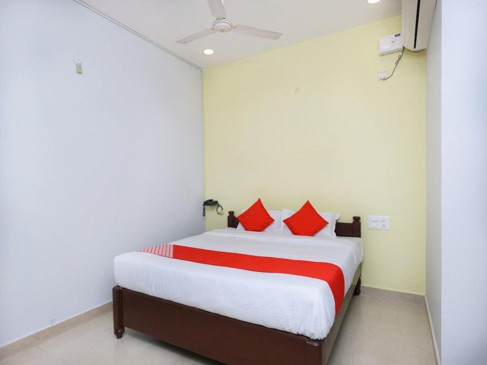 Sai Golden Rooms Tirupati Zewnętrze zdjęcie