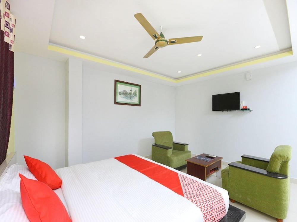 Sai Golden Rooms Tirupati Zewnętrze zdjęcie