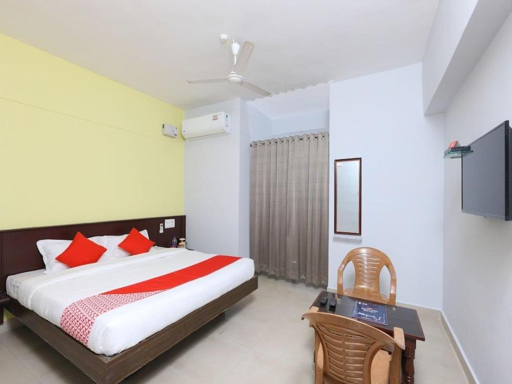 Sai Golden Rooms Tirupati Zewnętrze zdjęcie